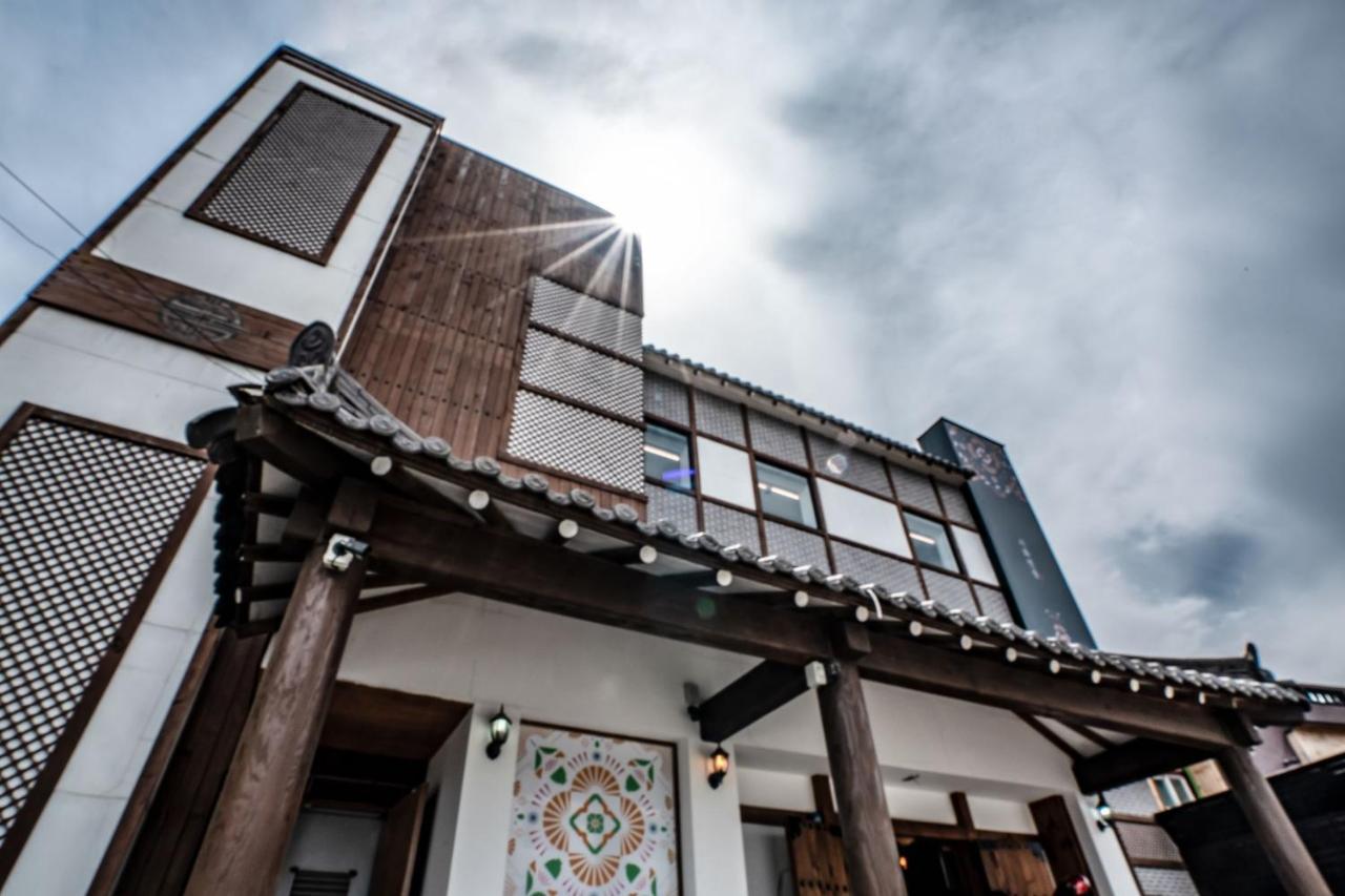Hotelarrive Jeonju Sihwayeonpung 外观 照片
